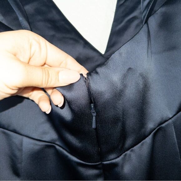 NWT Lovely x Dessy Collection Midnight Navy Twist Strap Slip Dress Size 16 - Picture 8 of 9